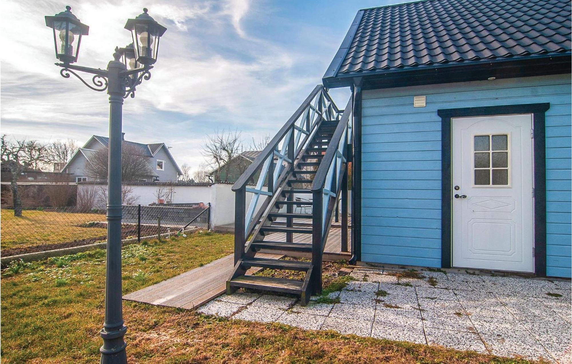Cozy Apartment In Klintehamn With Wifi Extérieur photo